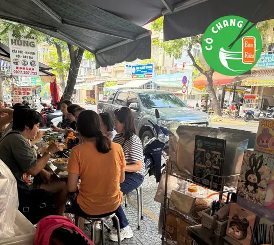 Bún Riêu Nguyễn Cảnh Chân Hà Nội: Đánh Giá Chi Tiết Về Hương Vị Đặc Trưng