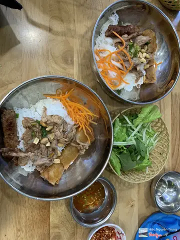 Bún Thịt Nướng Quán 339: Đánh Giá Chi Tiết Quán Ăn Bình Dân Ngon Ở Quận 10 Bún Thịt Nướng Quán 339: Đánh Giá Chi Tiết Quán Ăn Bình Dân Ngon Ở Quận 10