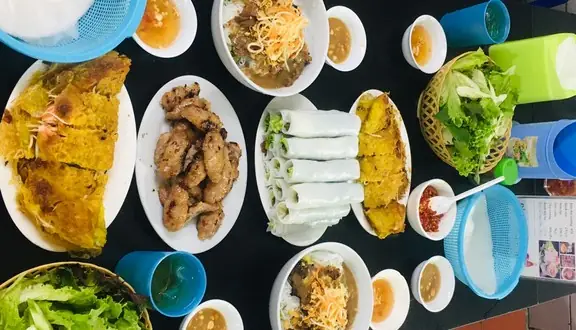 Review Quán Bún Thịt Nướng Huế Tùng Hương 5 Tô Hiến Thành: Trải Nghiệm Chân Thực