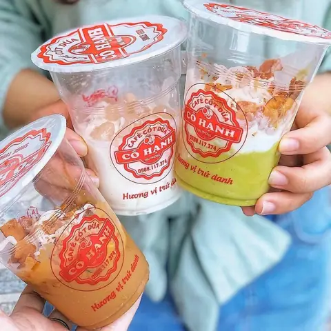 Review Chi Tiết Cà Phê Cốt Dừa Cô Hạnh Hải Phòng: Điểm Đến Không Thể Bỏ Quê