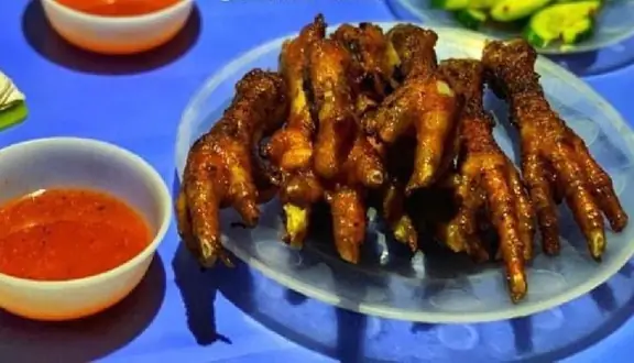 Review Chân Gà Nướng Minh Khai: Trải Nghiệm Tại Quán Chí Phèo Review Chân Gà Nướng Minh Khai: Trải Nghiệm Tại Quán Chí Phèo