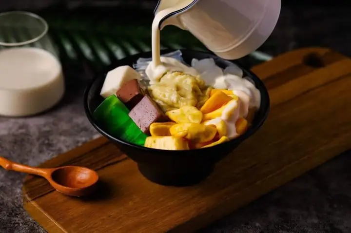 Chè Sầu Liên Đà Nẵng: Hành Trình Khám Phá Món Ngon Gây Nghiện Từ Một Quán Vỉa Hè