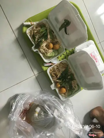 Cơm Gà Phú Yên: Hương Vị Miền Trung Đậm Đà Và Cách Làm Chuẩn