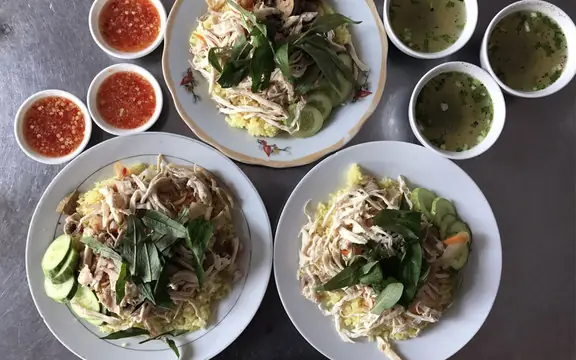 Cơm Gà Phú Yên: Hương Vị Miền Trung Đậm Đà Và Cách Làm Chuẩn