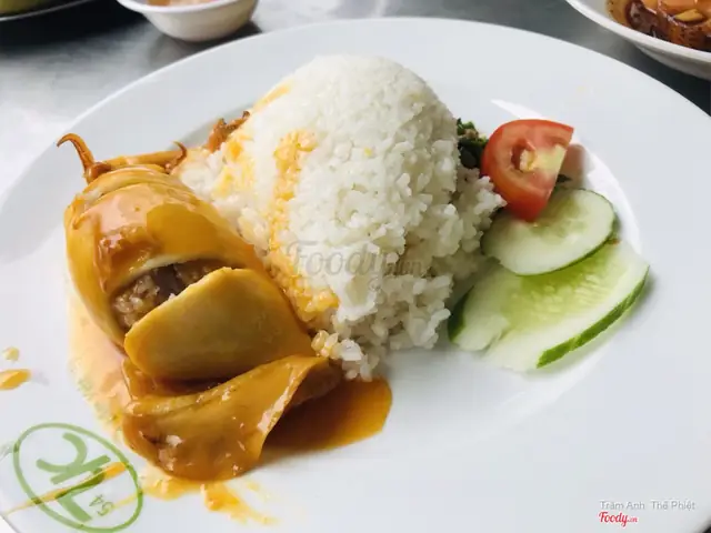 Đánh Giá Chi Tiết Quán Cơm Tấm Thuận Kiều - Út Tịch: Trải Nghiệm Thực Tế Và Phân Tích Chuyên Sâu