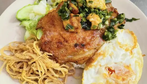 Review Cơm Tấm Sài Gòn Thuỷ Linh Châu: Hương Vị Nam Bộ Giữa Lòng Hà Nội Review Cơm Tấm Sài Gòn Thuỷ Linh Châu: Hương Vị Nam Bộ Giữa Lòng Hà Nội