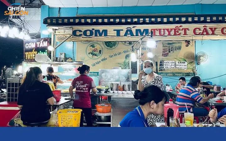 Cơm Tấm Tuyết Cây Gõ Quận 6: Đánh Giá Chi Tiết Và Trải Nghiệm Thực Tế