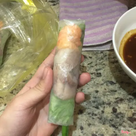 Gỏi Cuốn Lê Văn Sỹ: Đánh Giá Toàn Diện Quán Ăn Vặt Nổi Tiếng Quận 3