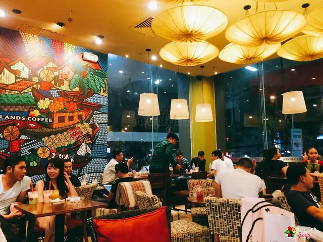 Review Highlands Coffee Vincom Xuân Khánh Cần Thơ: Trải Nghiệm Cà Phê Giữa Trung Tâm Mua Sắm