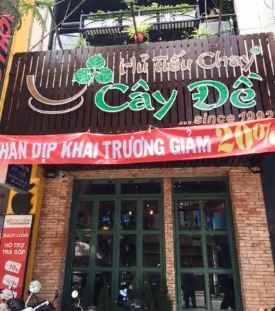 Hủ Tiếu Chay Cây Đề: Địa Chỉ Ăn Chay Ngon Gắn Liền Ký Ức Sài Gòn