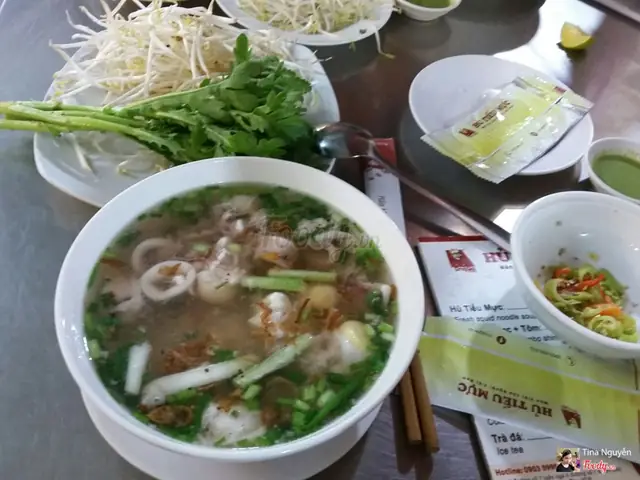 Hủ Tíu Mực: Món Ăn Đặc Trưng Sài Gòn Và Những Quán Ngon Không Thể Bỏ Quên