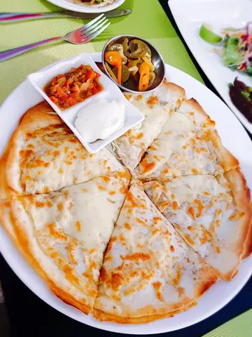 Đánh Giá Chi Tiết Nhà Hàng La Fiesta Phu My Hung: Trải Nghiệm Mexico Chân Thực Giữa Lòng Sài Gòn