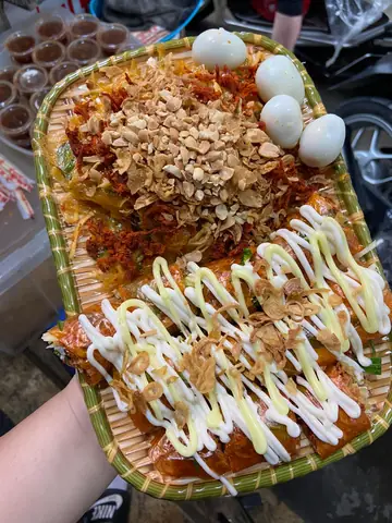 Bánh Tráng Trộn Linh Chi: Quán Ăn Vặt Phổ Biến Ở Mễ Trì, Hà Nội