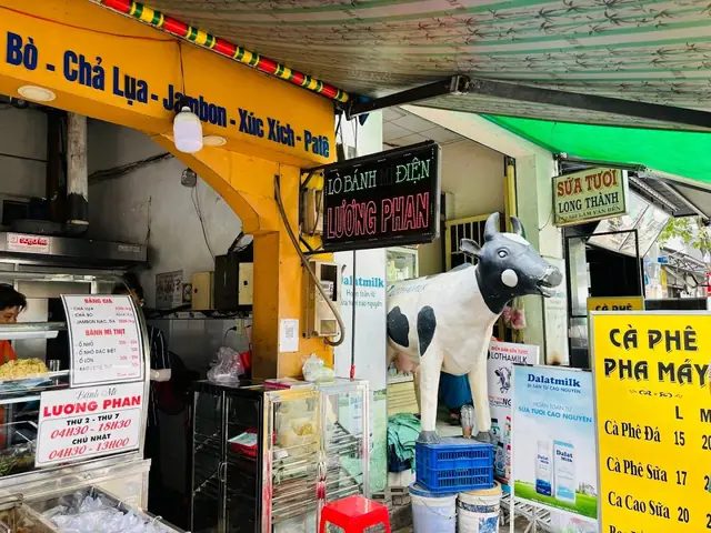 Đánh Giá Lò Bánh Mì Lương Phan: Trải Nghiệm Thực Tế Và Phân Tích Khách Quan