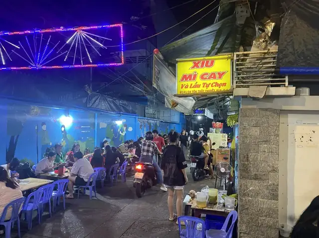 Mì Cay Xíu Quận 4: Đánh Giá Toàn Diện Về Hương Vị, Menu Và Trải Nghiệm Thực Tế