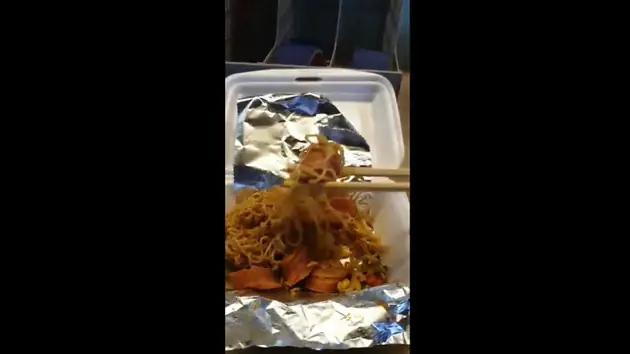 Mì Trộn Indomie: Công Thức Tại Nhà Và Review Shop U Oanh Hà Nội