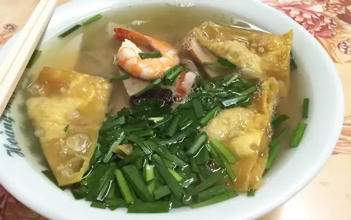 Mỳ Vằn Thắn Hoàng Mập Huế: Đánh Giá Toàn Diện Về Hương Vị, Giá Cả Và Bí Quyết Thưởng Thức