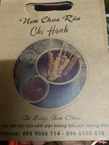 Review Toàn Diện Nem Chua Rán Chị Hạnh: Trải Nghiệm Thực Tế Tại Hà Nội