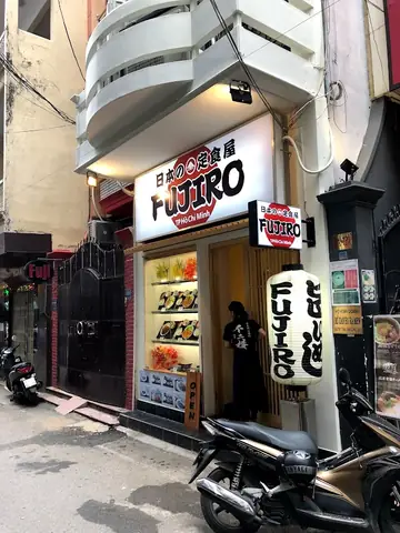Nhà Hàng Nhật Bản Fujiro: Đánh Giá Chi Tiết Và Trải Nghiệm Thực Tế