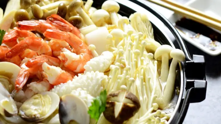 Nhà Hàng Ns Bến Thuyền: Đánh Giá Chi Tiết Về Ẩm Thực Hải Sản 70 Năm