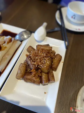 Review Nhà Hàng Sài Gòn 2: Trải Nghiệm Ẩm Thực Trung Hoa Đáng Giá Tại Quận 5