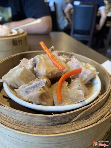 Review Nhà Hàng Sài Gòn 2: Trải Nghiệm Ẩm Thực Trung Hoa Đáng Giá Tại Quận 5