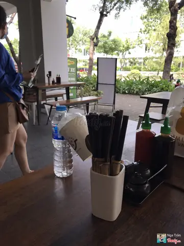 Phở 24 Nguyễn Lương Bằng: Đánh Giá Chi Tiết Về Hương Vị, Giá Cả Và Trải Nghiệm