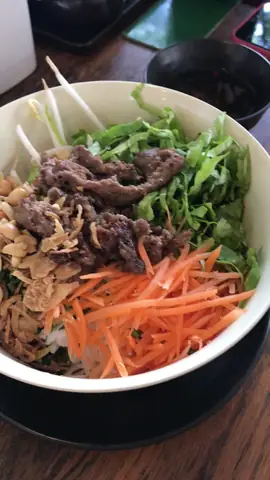 Phở 24 Nguyễn Lương Bằng: Đánh Giá Chi Tiết Về Hương Vị, Giá Cả Và Trải Nghiệm