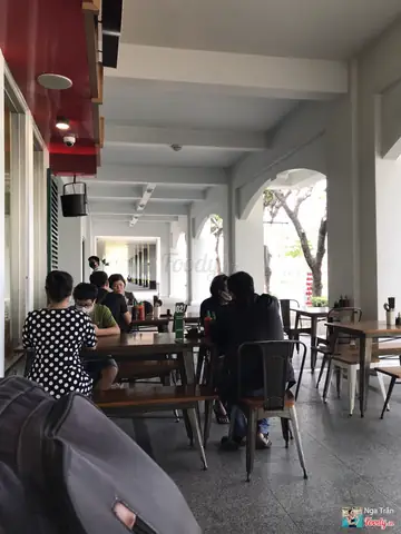 Phở 24 Nguyễn Lương Bằng: Đánh Giá Chi Tiết Về Hương Vị, Giá Cả Và Trải Nghiệm