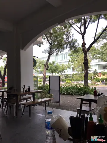 Phở 24 Nguyễn Lương Bằng: Đánh Giá Chi Tiết Về Hương Vị, Giá Cả Và Trải Nghiệm