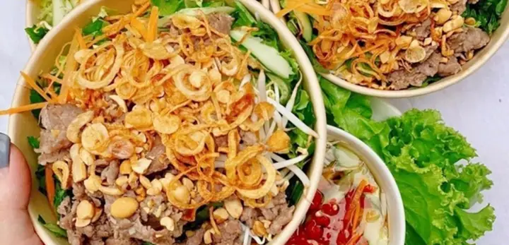 Phở Cuốn Nguyễn Quý Đức Review: Trải Nghiệm Thực Tế