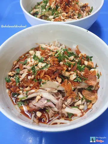 Phở Gà 3 Anh Em: Đánh Giá Chi Tiết Về Hương Vị Và Giá Cả