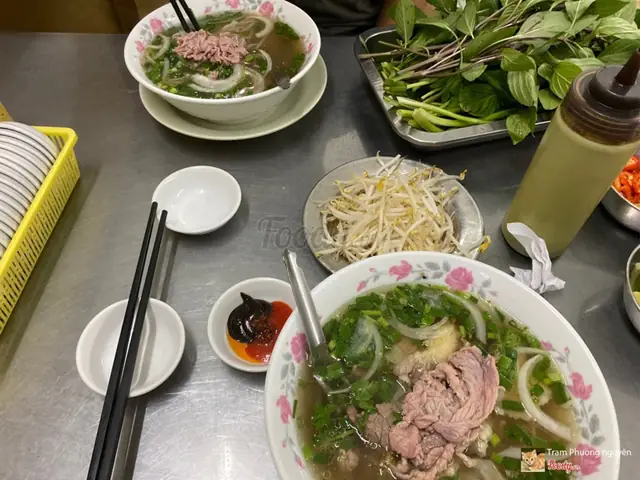 Review Chi Tiết Quán Phở Hiền Trần Quang Khải: Có Đáng Thử?