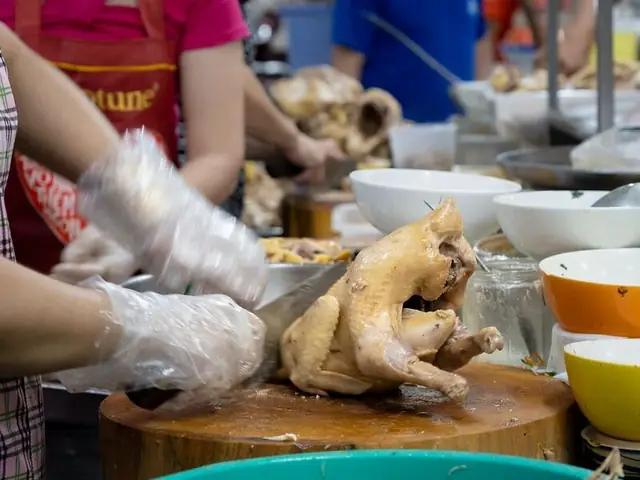 Phở Miến Gà Kỳ Đồng: Review Chi Tiết Quán Ăn Được Michelin Vinh Danh