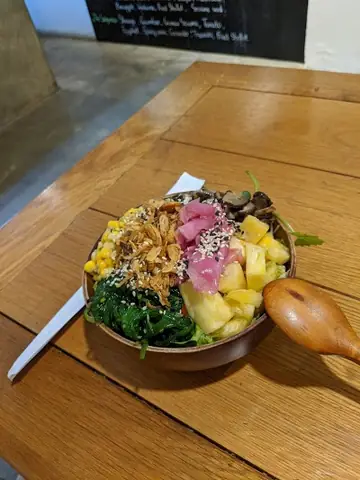 Poke Saigon Ly Tu Trong: Địa Điểm Ăn Uống Lành Mạnh Quý Tại Quận 1 Poke Saigon Ly Tu Trong: Địa Điểm Ăn Uống Lành Mạnh Quý Tại Quận 1