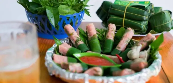 Quán Bia Hơi Dung Đen: Đánh Giá Chi Tiết Từ Không Gian Đến Giá Cả