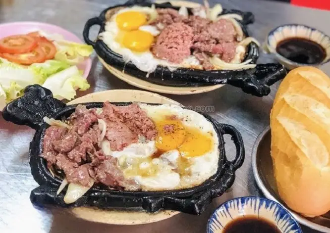 Bò Né Ký Con Quận 4: Đánh Giá Chi Tiết Quán Bò Né Ngon Gần Chung Cư Đoàn Văn Bơ