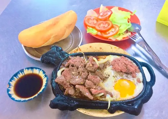 Bò Né Ký Con Quận 4: Đánh Giá Chi Tiết Quán Bò Né Ngon Gần Chung Cư Đoàn Văn Bơ