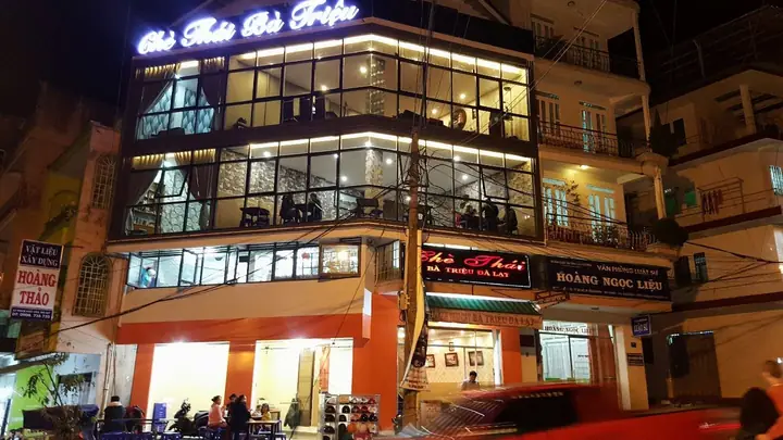 Quán Chè Thái Bà Triệu: Trải Nghiệm Đồ Ngọt Quen Thuộc Nhưng Đầy Chất Lượng Tại Đà Lạt Quán Chè Thái Bà Triệu: Trải Nghiệm Đồ Ngọt Quen Thuộc Nhưng Đầy Chất Lượng Tại Đà Lạt