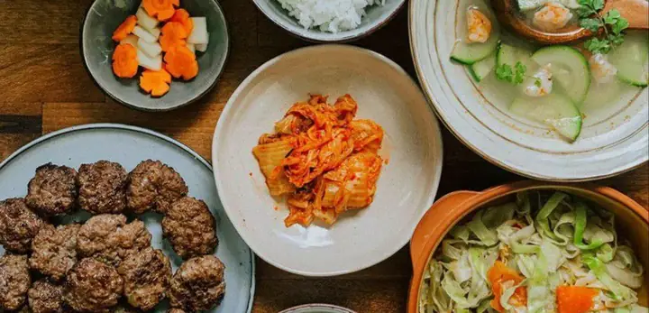 Review Quán Đỏ Nguyễn Cơ Thạch: Lẩu Cua Đồng Ngon, Giá Phải Chăng Ở Hà Nội