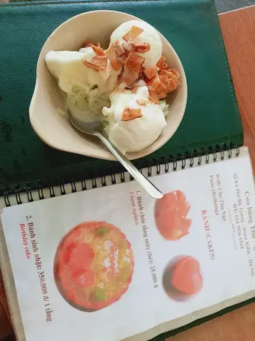 Kem Xôi Thu Nga: Đánh Giá Chi Tiết Quán Kem Xôi Ngon Giá Rẻ Hà Nội Kem Xôi Thu Nga: Đánh Giá Chi Tiết Quán Kem Xôi Ngon Giá Rẻ Hà Nội