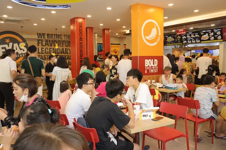 Đánh Giá Chi Tiết Nhà Hàng Texas Chicken Phú Mỹ Hưng: Trải Nghiệm Thức Ăn Nhanh Kiểu Mỹ Tại Trung Tâm Thương Mại