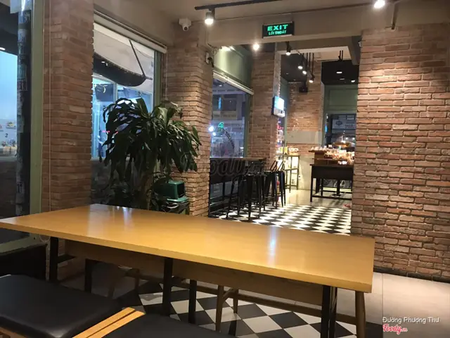 Review Tous Les Jours Hậu Giang: Đánh Giá Toàn Diện Về Bánh Ngọt Và Không Gian Hàn Quốc Review Tous Les Jours Hậu Giang: Đánh Giá Toàn Diện Về Bánh Ngọt Và Không Gian Hàn Quốc