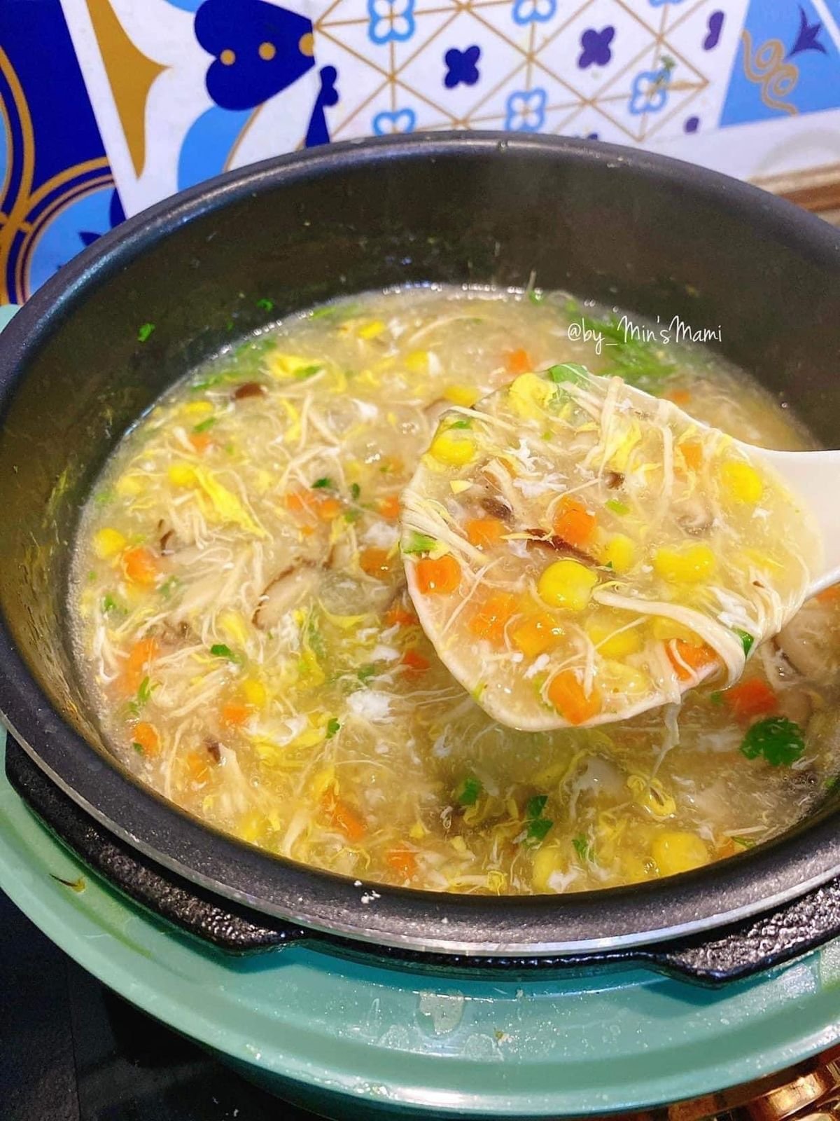 Bật mí cách pha bột năng nấu súp sệt mịn mà không bị vón cục 2 Bật mí cách pha bột năng nấu súp sệt mịn mà không bị vón cục