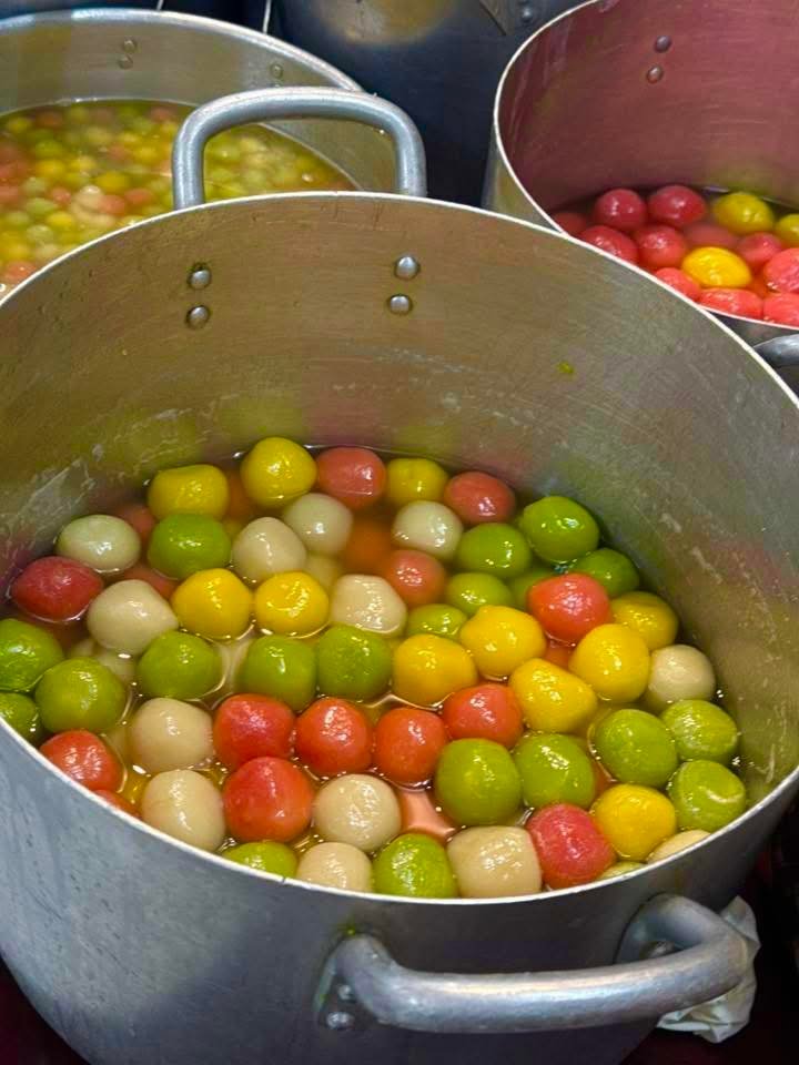 Bí quyết chọn cách bảo quản chè trôi nước chưa nấu tiện lợi