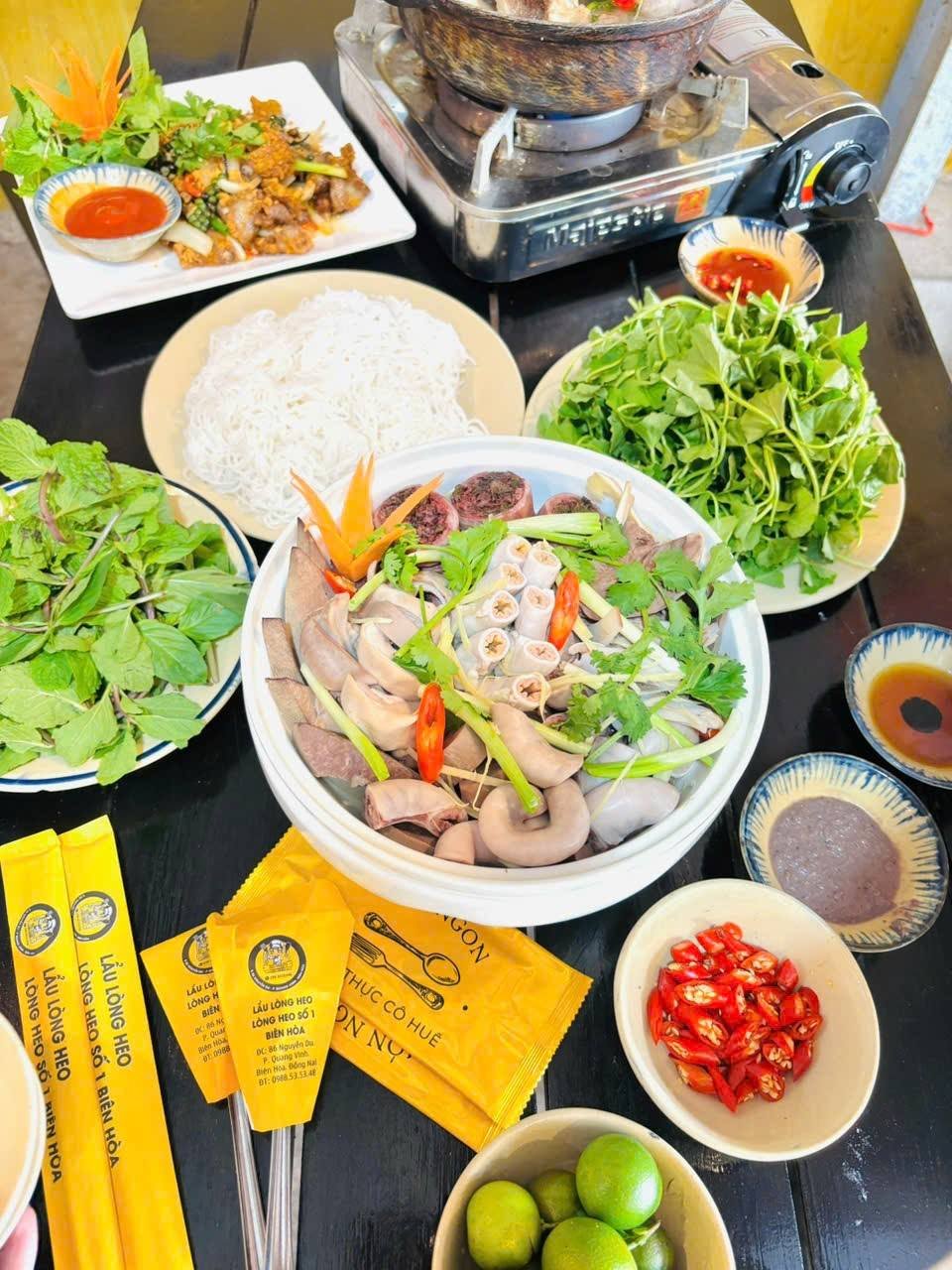 Cách nấu lẩu lòng heo nhanh gọn, cực kỳ dễ làm