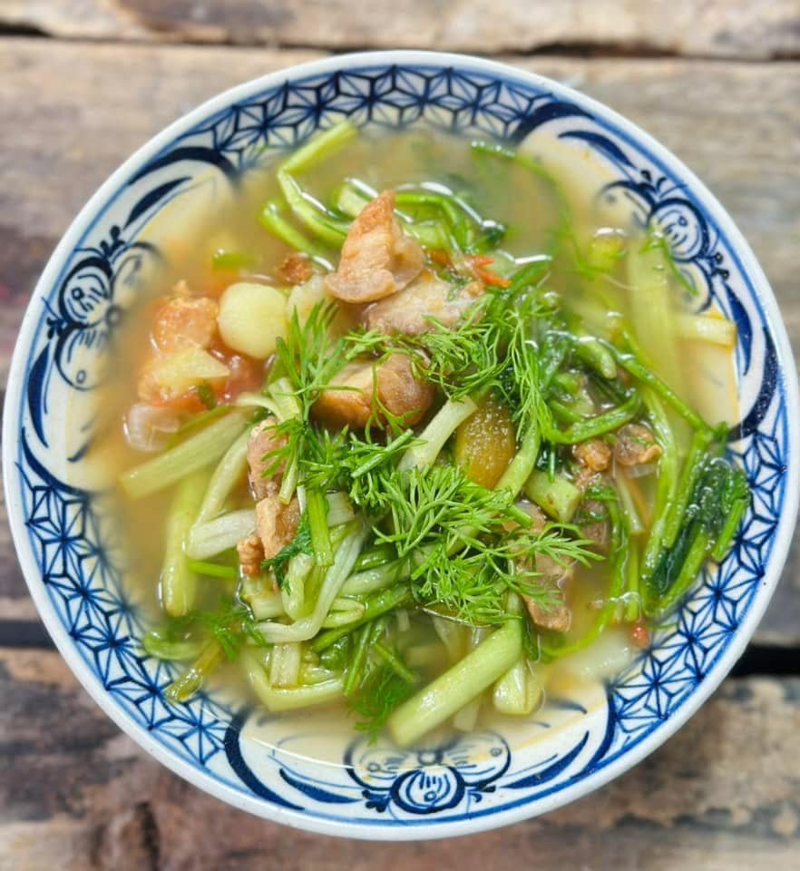 Thử ngay cách nấu canh cần tây bổ dưỡng cho ngày mát trời 1 Thử ngay cách nấu canh cần tây bổ dưỡng cho ngày mát trời