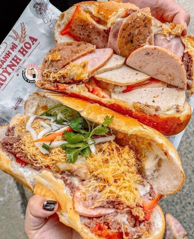 Tìm hiểu bánh mì Huỳnh Hoa có mấy chi nhánh hiện nay