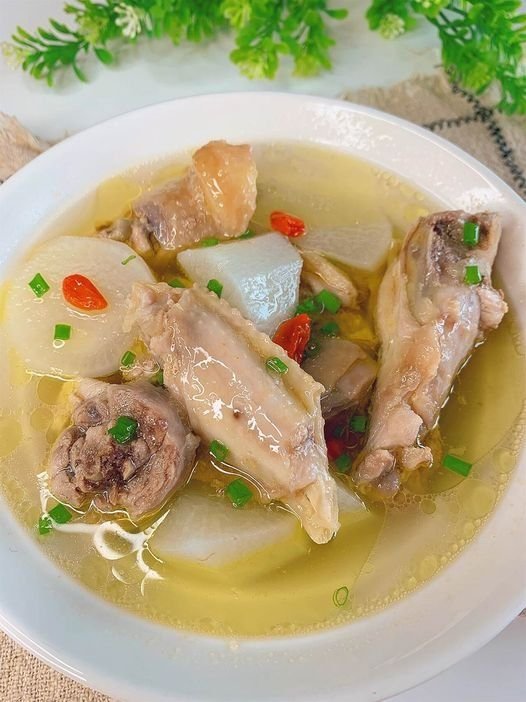 Trời se lạnh đừng bỏ qua cách nấu canh su hào với thịt gà
