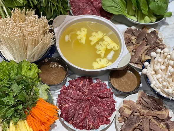 Thưởng thức món lẩu đầu bò nóng hổi cực cuốn cho cuối tuần 1 lẩu đầu bò cay thơm chuẩn vị giúp bữa ăn thêm trọn vẹn